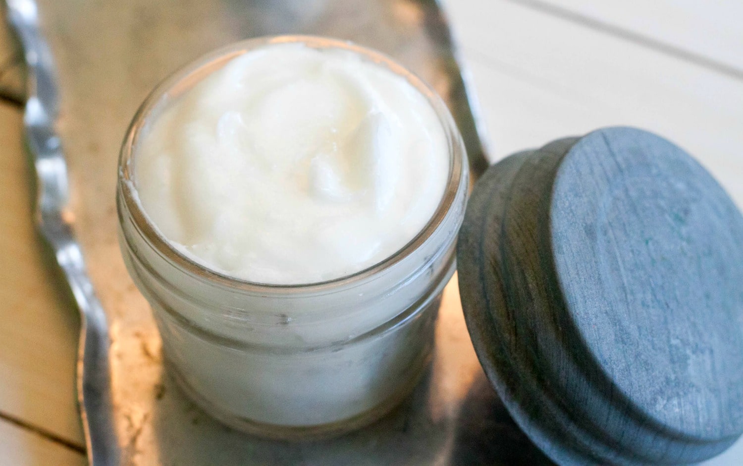 Easy-homemade-whipped-coconut-oil-body-lotion-eye-makeup-remover-small